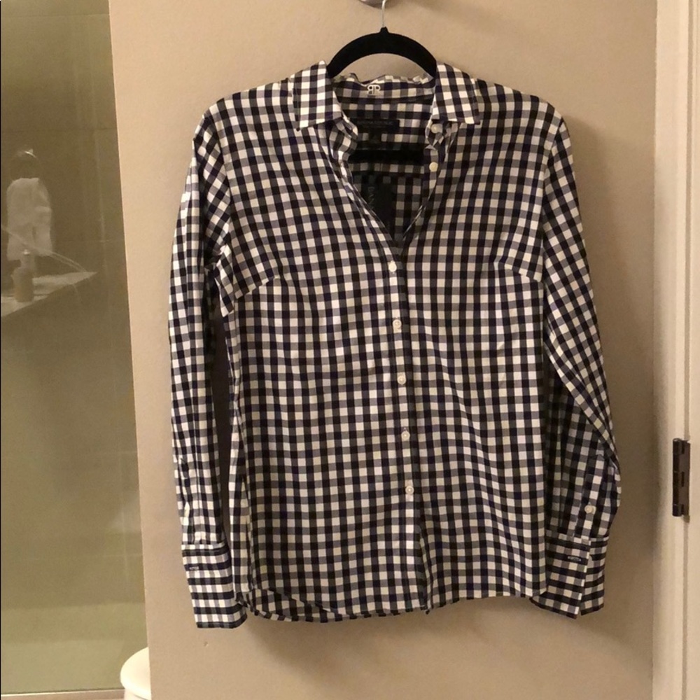 Collard Banana Republic Button Down